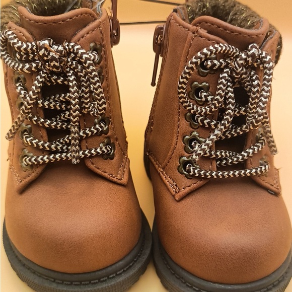 Wonder Nation Tan Kids Boots with Knit Trim - Picture 6 of 11